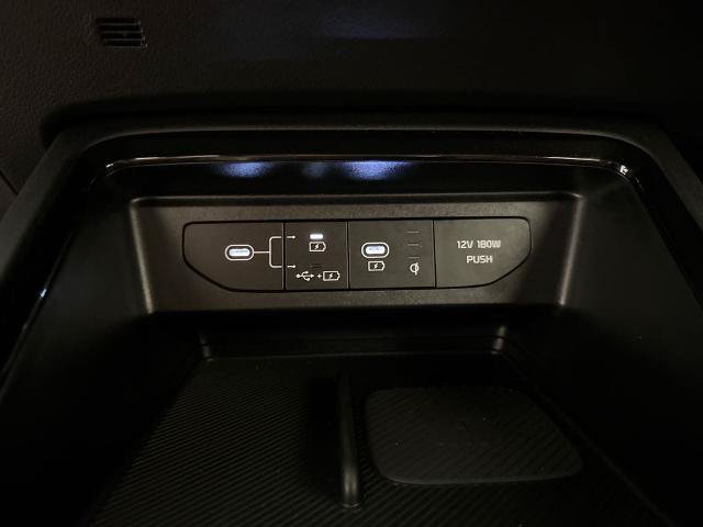Used 2025 Kia K5 GT-Line w/ GT-Line Premium Package FWD image 29