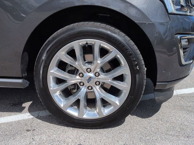 Certified 2019 Ford Expedition Platinum image 11