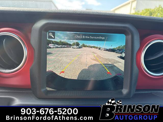 Used 2022 Jeep Gladiator Rubicon w/ LED Lighting Group AWD/4WD image 17