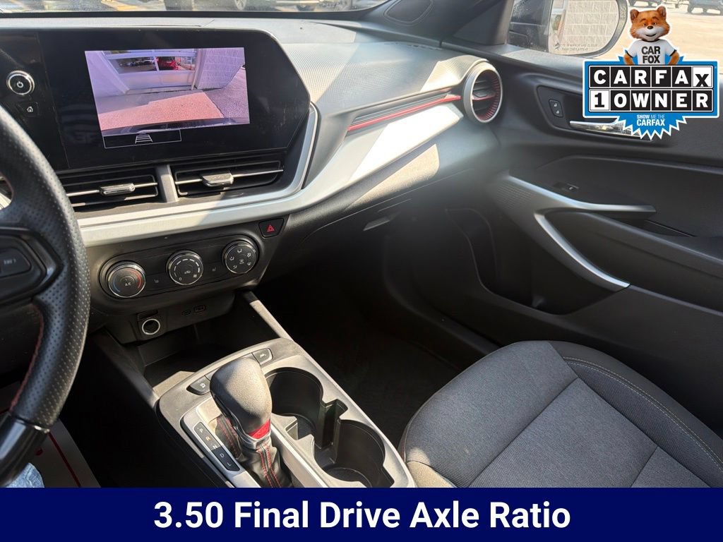 Used 2024 Chevrolet Trax RS FWD image 30