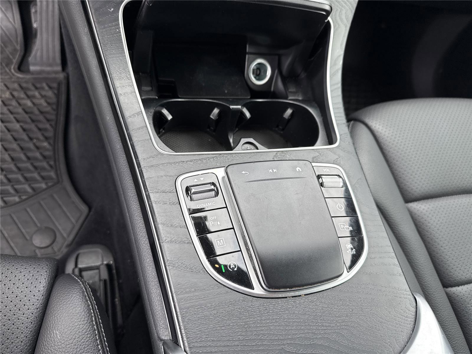 Used 2021 Mercedes-Benz GLC 300 image 15