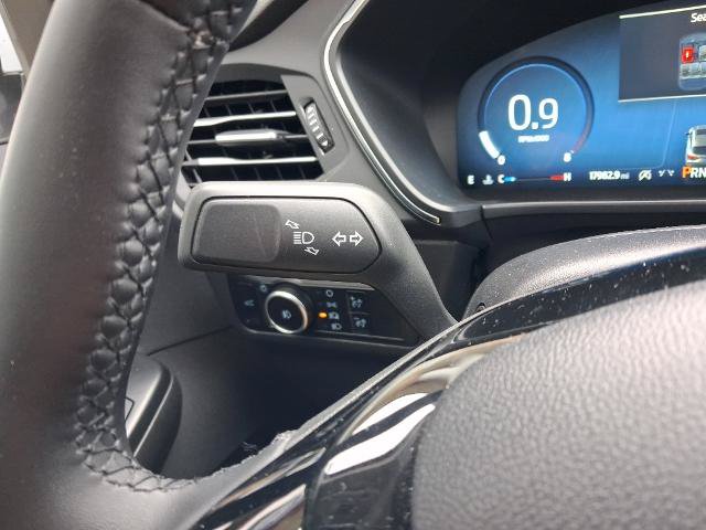 Certified 2025 Ford Escape Platinum AWD/4WD image 21