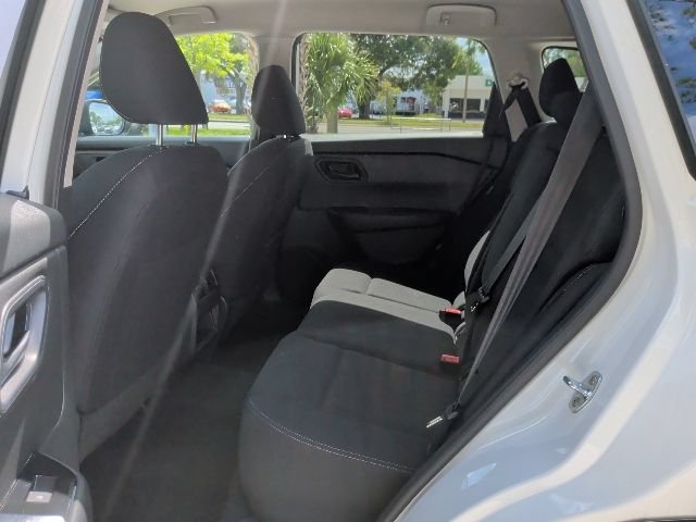 Used 2024 Nissan Rogue S AWD/4WD image 15