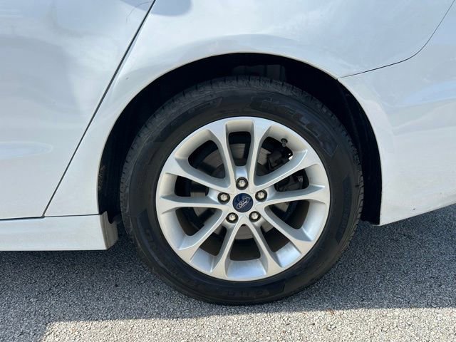 Certified 2020 Ford Fusion SE image 27