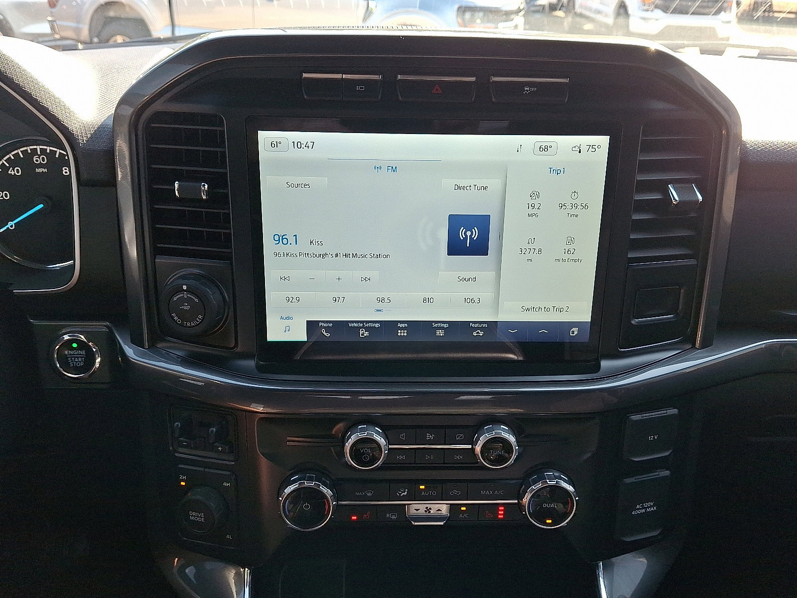 Certified 2022 Ford F150 XLT w/ Equipment Group 302A High image 16