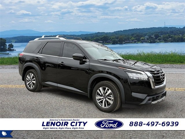 Used 2023 Nissan Pathfinder SL image 7