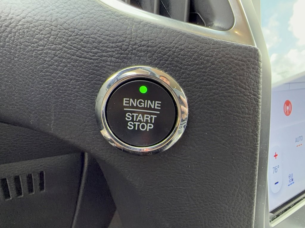 Certified 2022 Ford Edge Titanium w/ Equipment Group 301A image 21