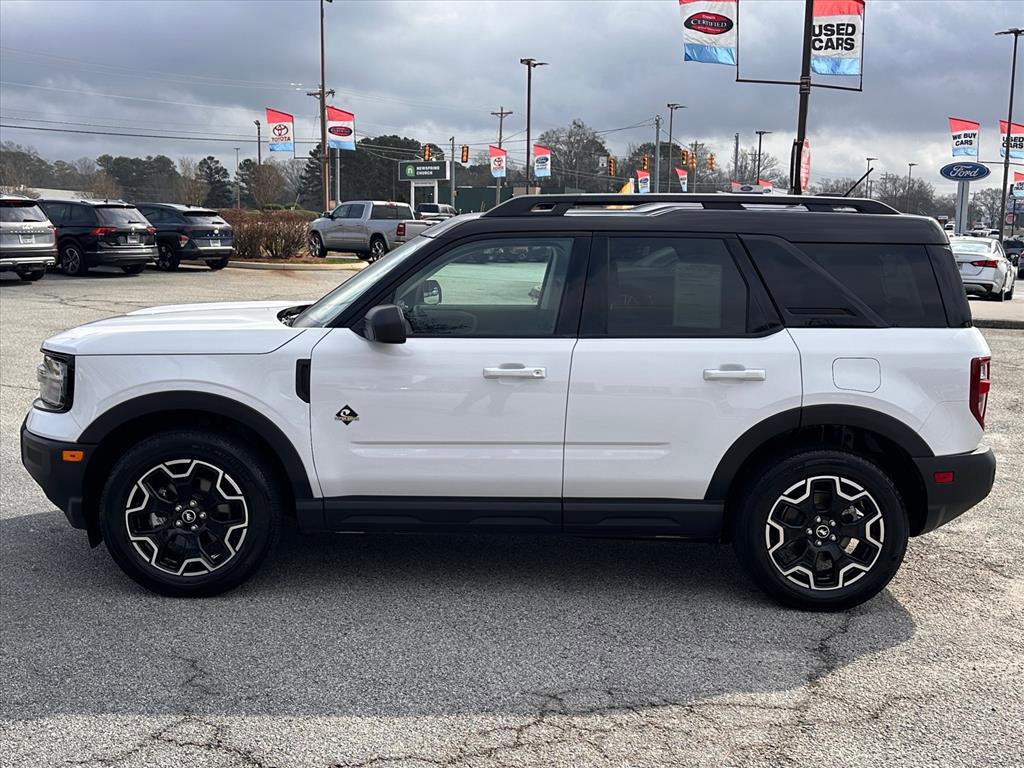 Certified 2025 Ford Bronco Sport Outer Banks image 2