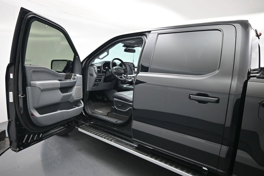 Certified 2022 Ford F150 Lariat w/ Max Trailer Tow Package AWD/4WD image 9