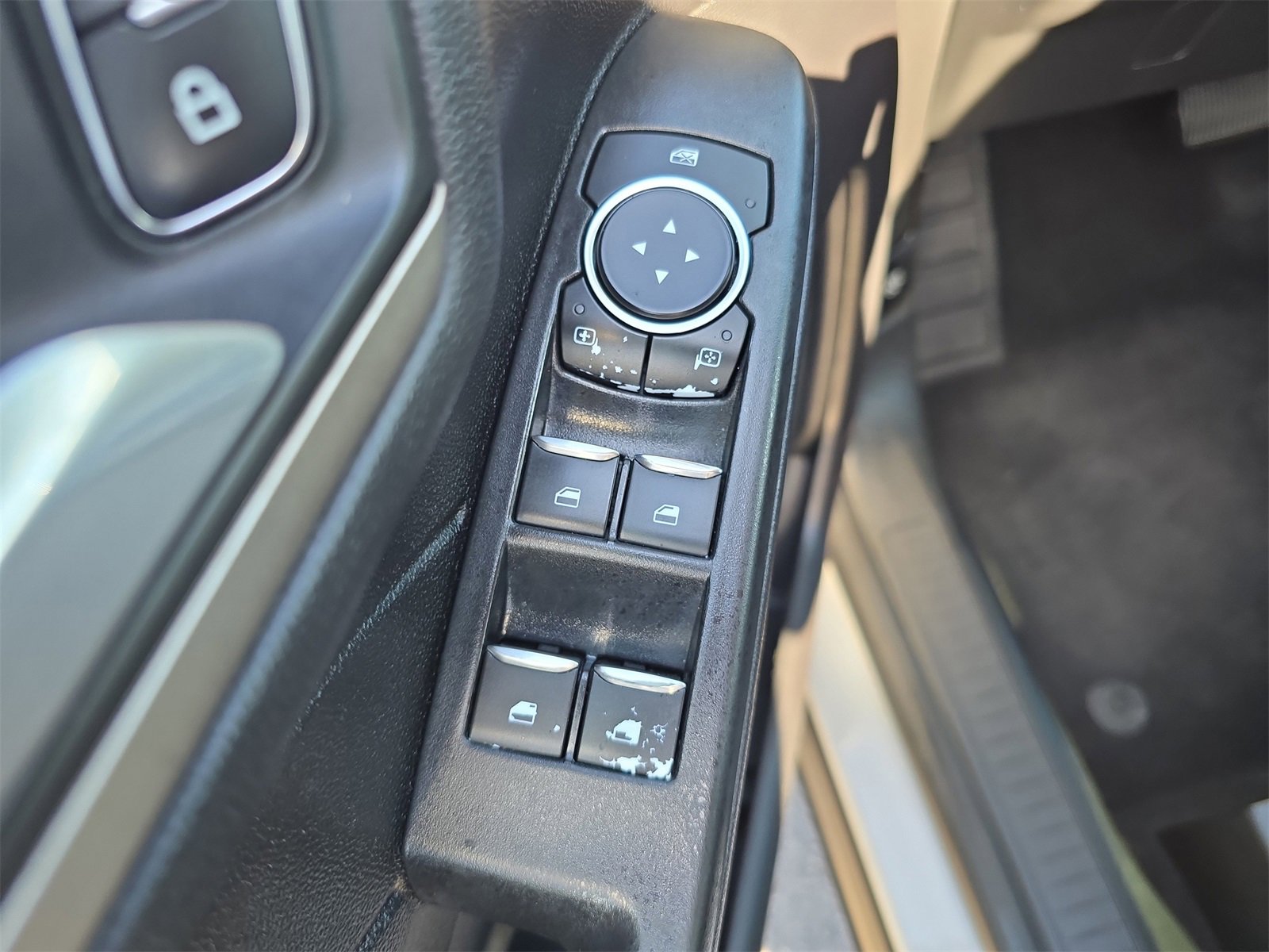 Certified 2021 Ford Escape SE w/ SE Sport Appearance Package image 13