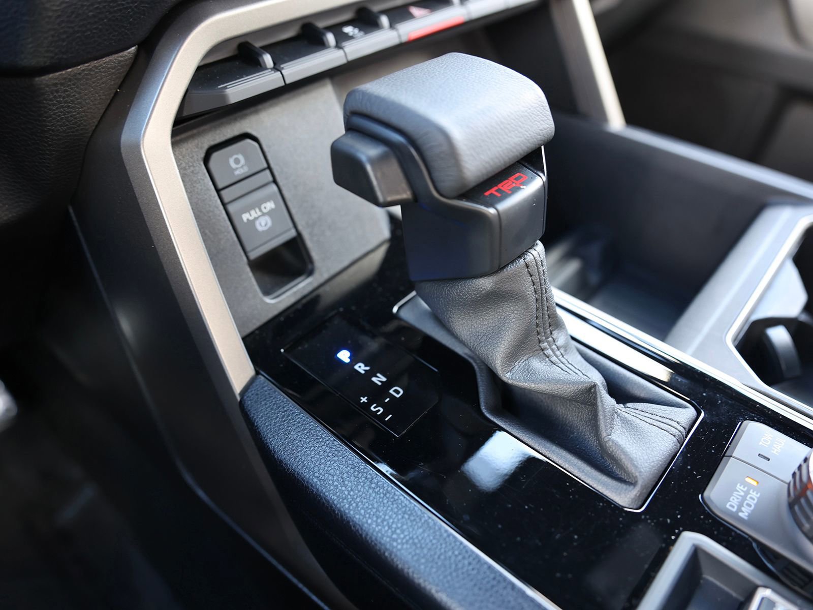 Used 2025 Toyota Tundra SR5 w/ TRD Off-Road Package AWD/4WD image 36