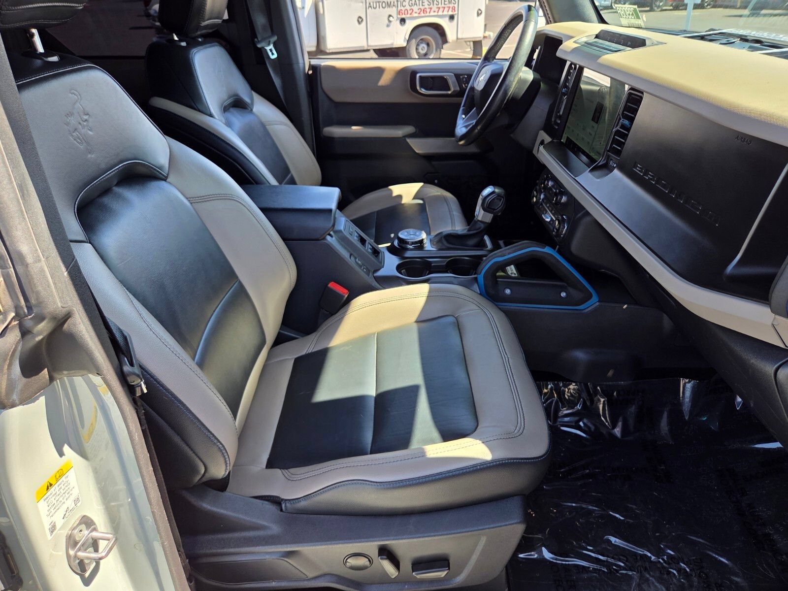 Certified 2023 Ford Bronco Wildtrak AWD/4WD image 15