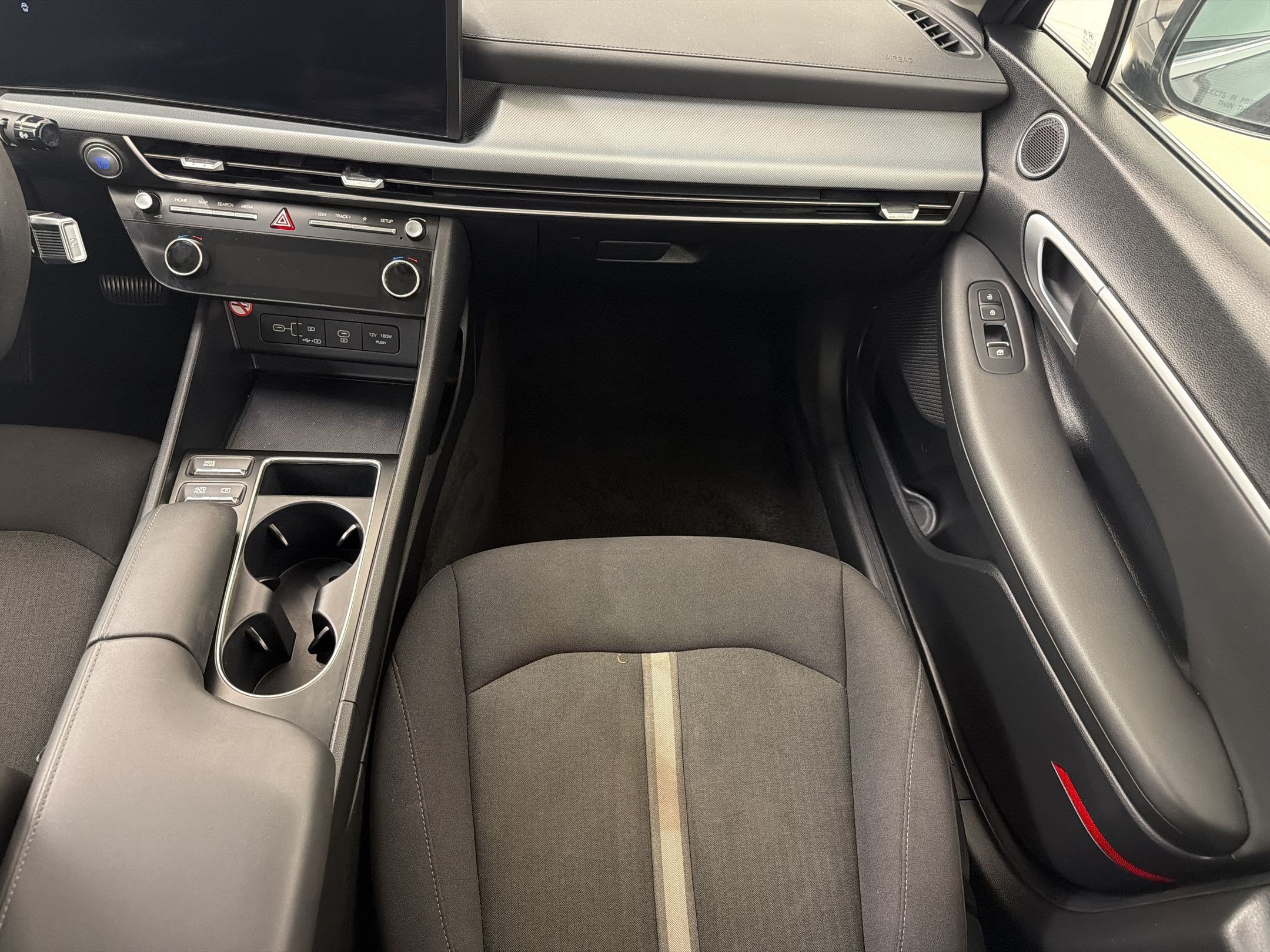 Used 2025 Hyundai Sonata SEL FWD image 18
