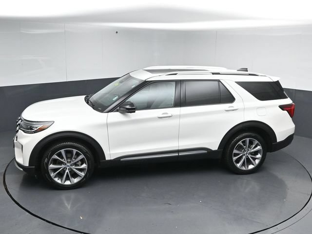 Certified 2025 Ford Explorer Platinum w/ Ultimate Package AWD/4WD image 50