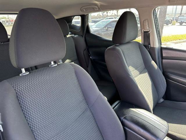 Used 2020 Nissan Rogue Sport S image 23