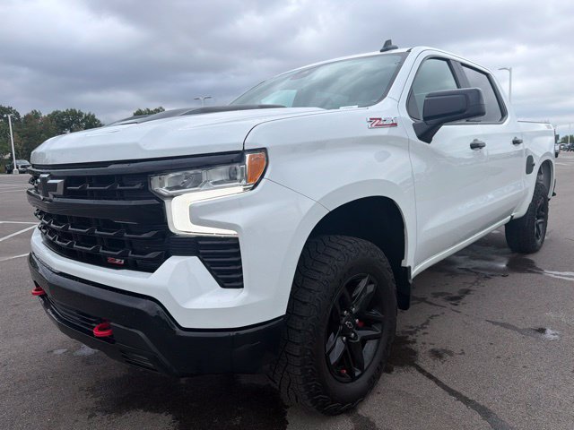 Used 2023 Chevrolet Silverado 1500 LT Trail Boss AWD/4WD image 2