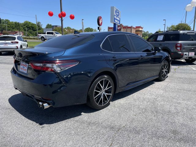 Used 2021 Toyota Camry SE FWD image 4
