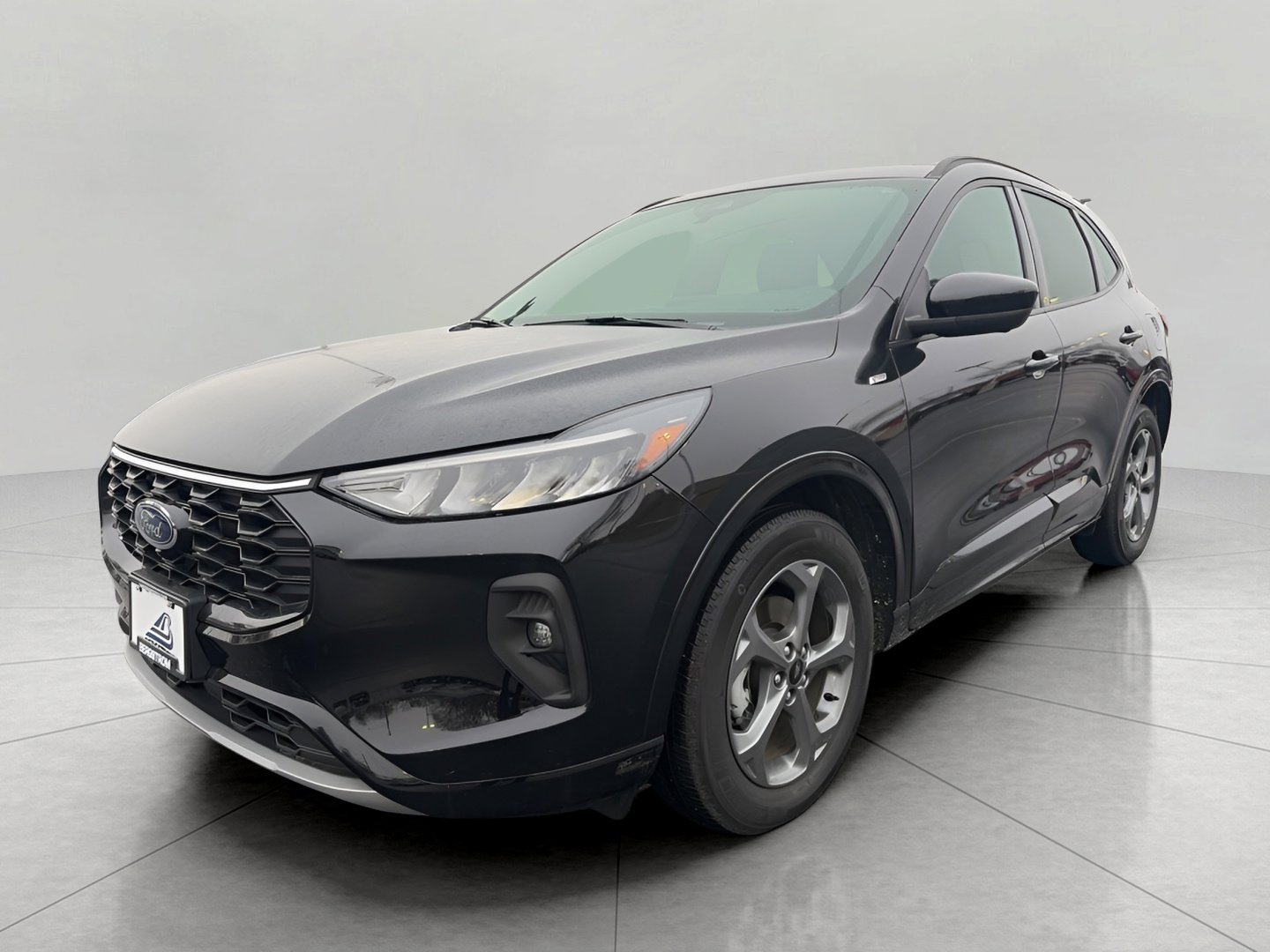 Certified 2023 Ford Escape ST-Line Select w/ Tech Pack #2 image 3