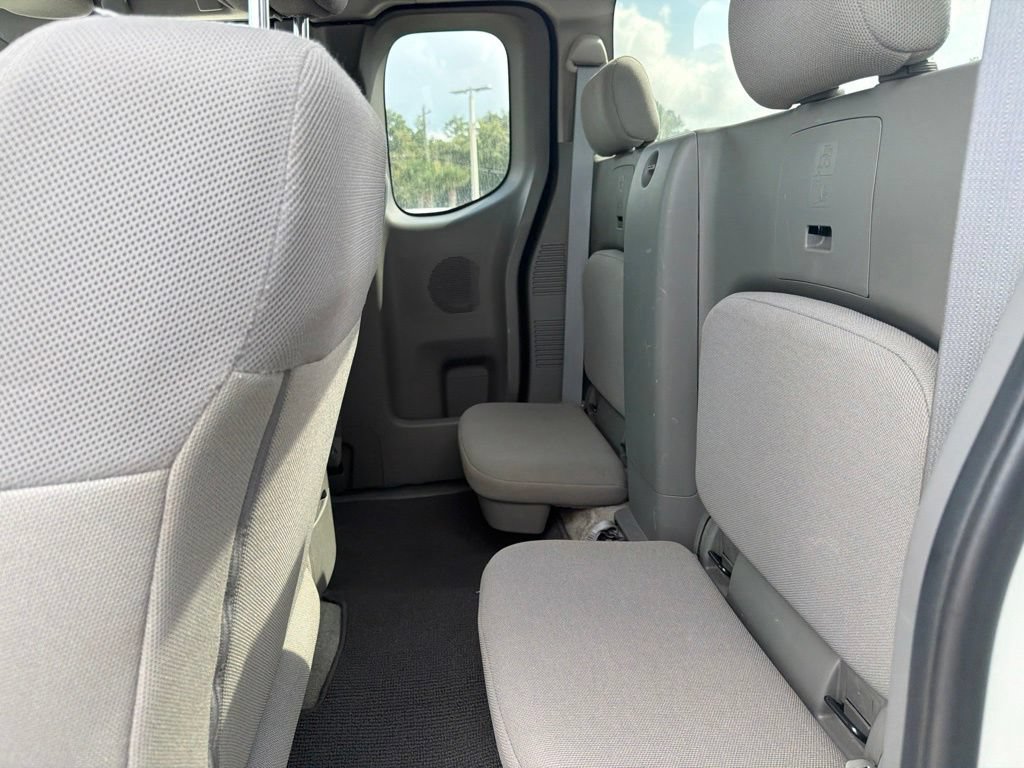 Used 2018 Nissan Frontier S RWD image 13