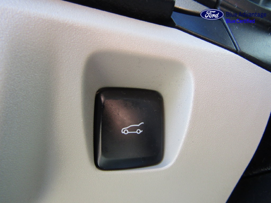 Certified 2019 Ford Fusion SE FWD image 30
