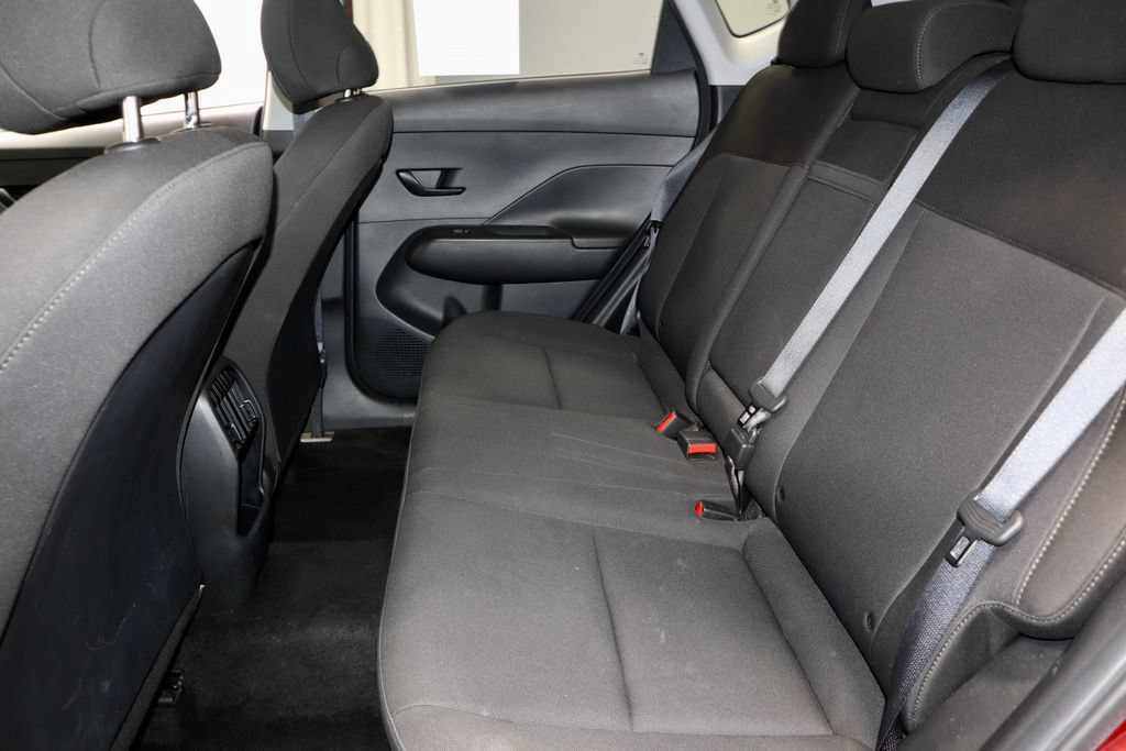 Used 2024 Hyundai Kona SEL FWD image 20