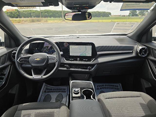Used 2026 Chevrolet Equinox LT FWD image 11