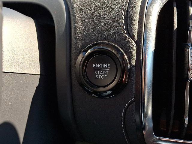 Certified 2025 Ford Expedition Platinum image 24