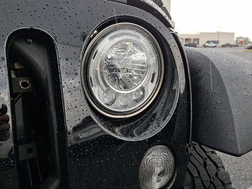 Used 2017 Jeep Wrangler Unlimited Sport w/ Quick Order Package 23S image 9