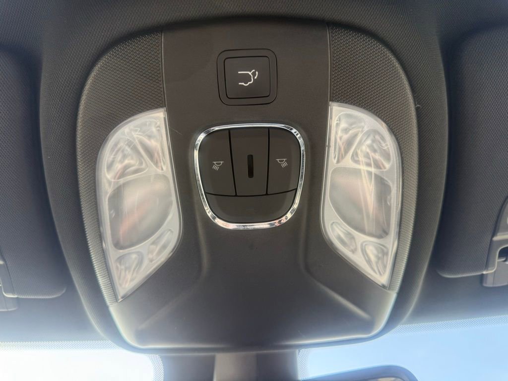 Used 2023 Jeep Compass Latitude w/ Convenience Group AWD/4WD image 27