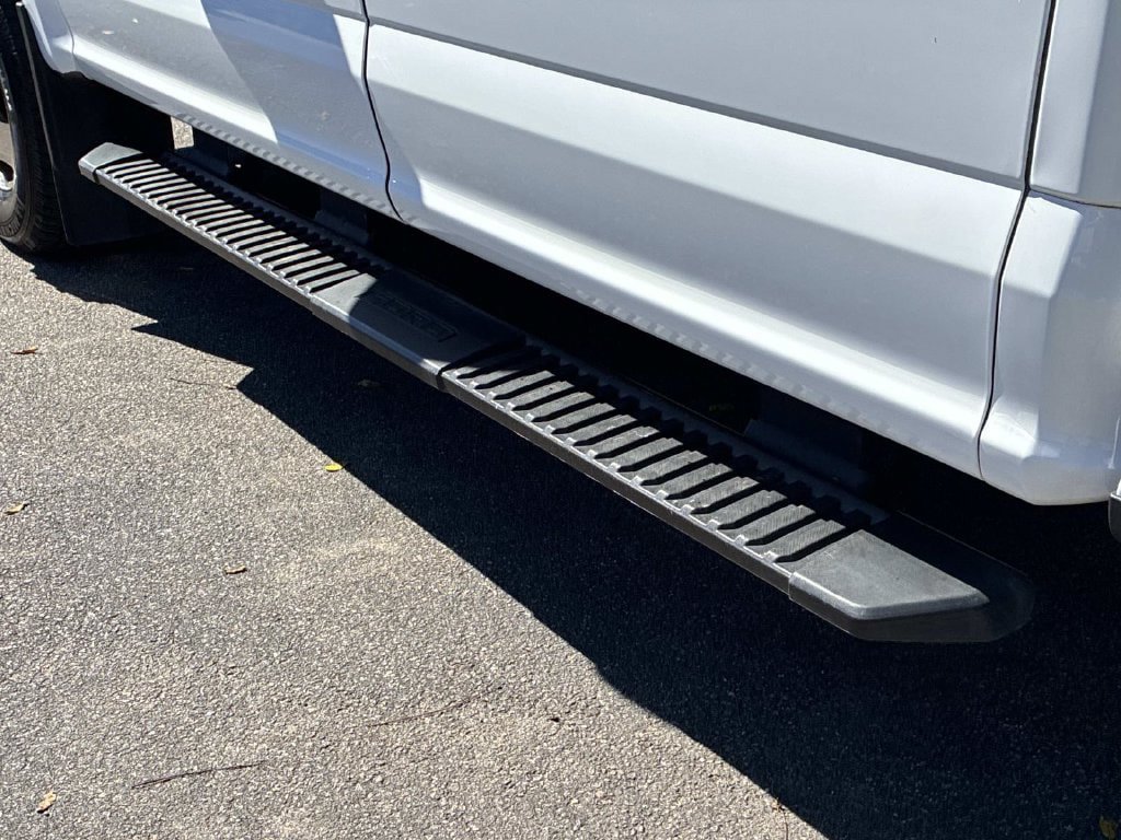 Certified 2022 Ford F350 XL w/ STX Appearance Package AWD/4WD image 14