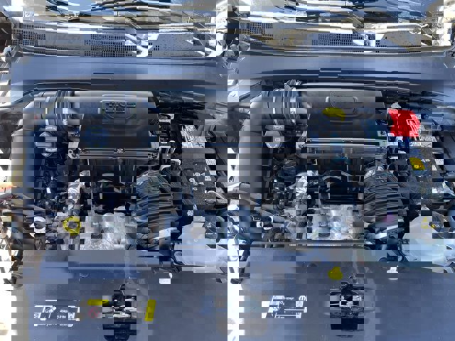 Used 2023 Jeep Compass Latitude image 3