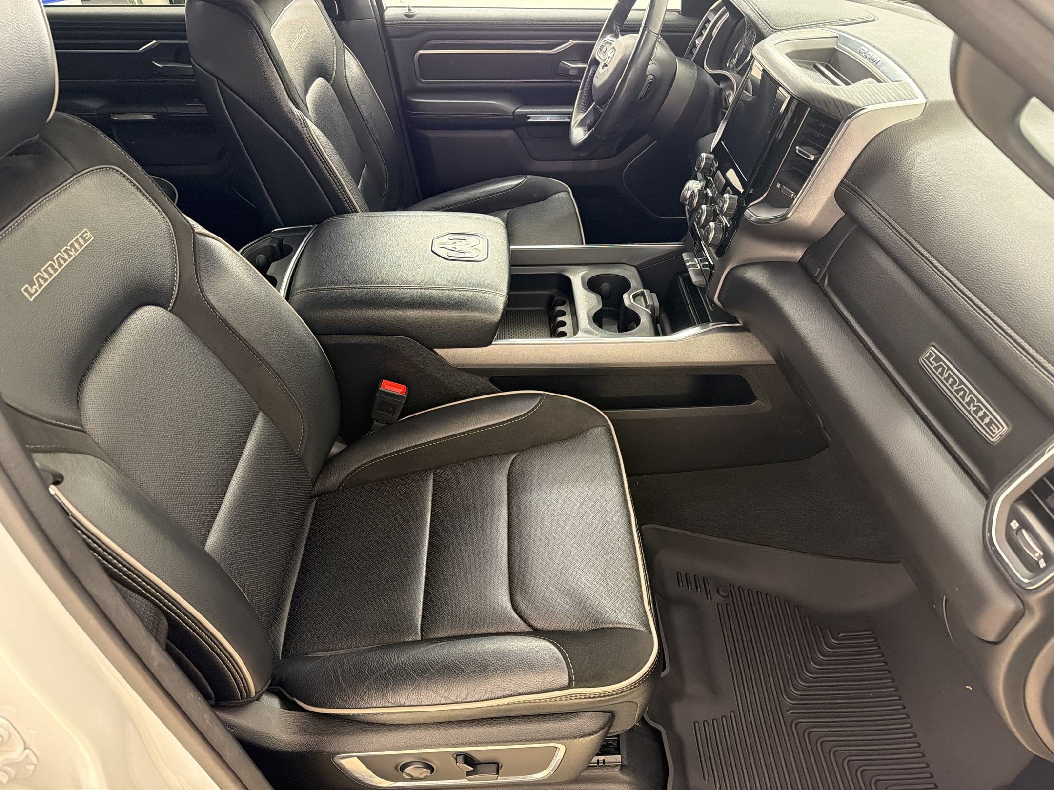 Used 2024 RAM 1500 Laramie RWD image 25