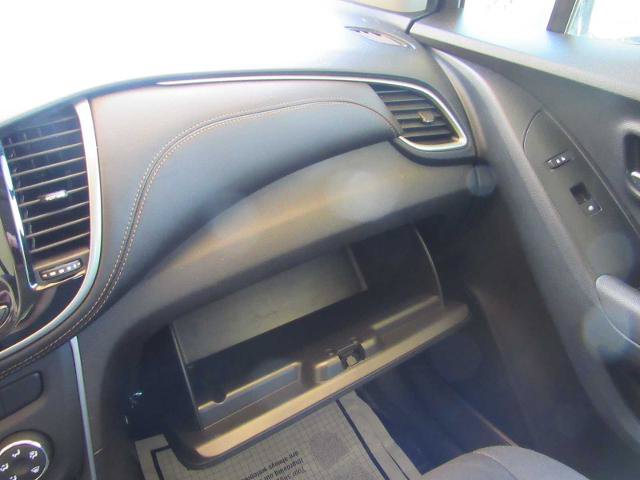 Used 2019 Chevrolet Trax LS FWD image 29
