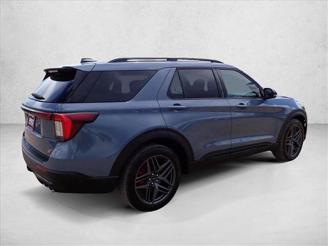 Certified 2025 Ford Explorer ST AWD/4WD image 4