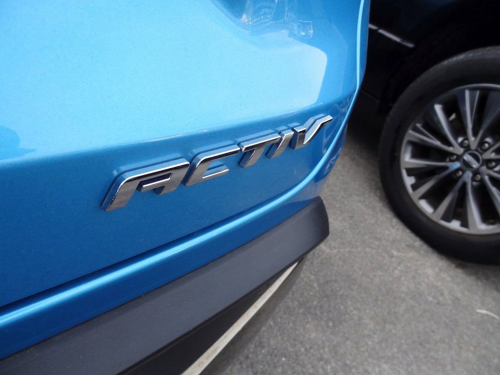 Used 2026 Chevrolet Trax ACTIV w/ Sunroof Package image 5