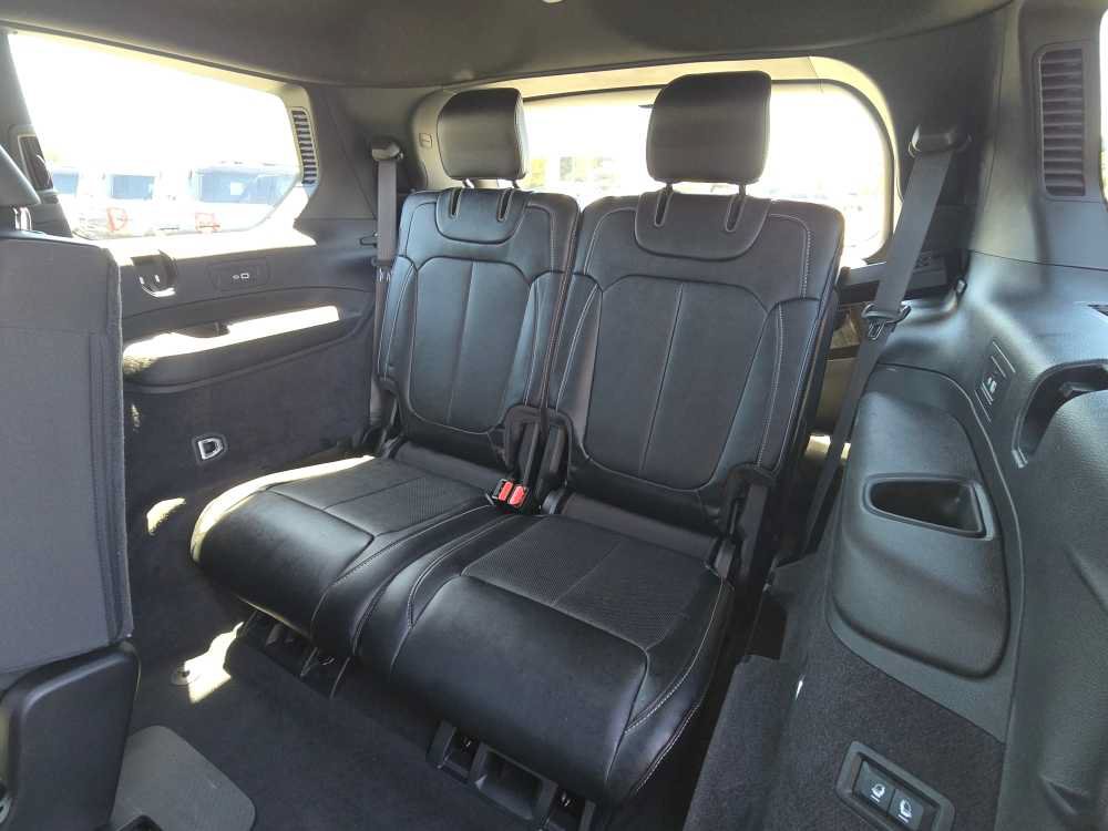 Used 2024 Jeep Grand Cherokee L Overland w/ Trailer Tow Package AWD/4WD image 17