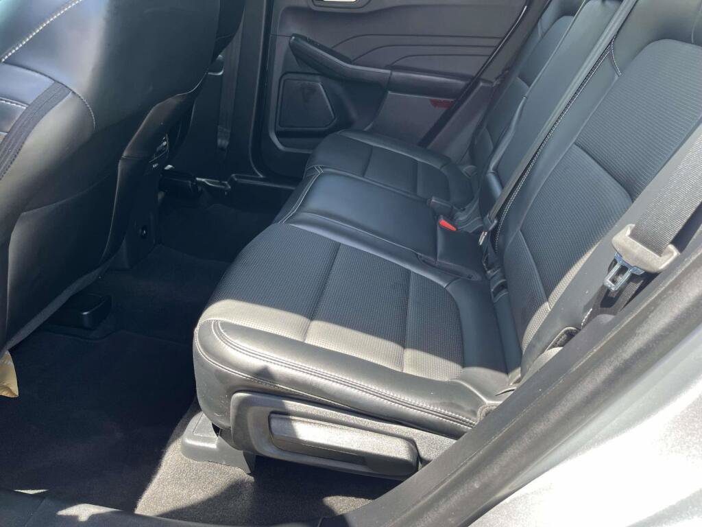 Certified 2024 Ford Escape Platinum AWD/4WD image 19