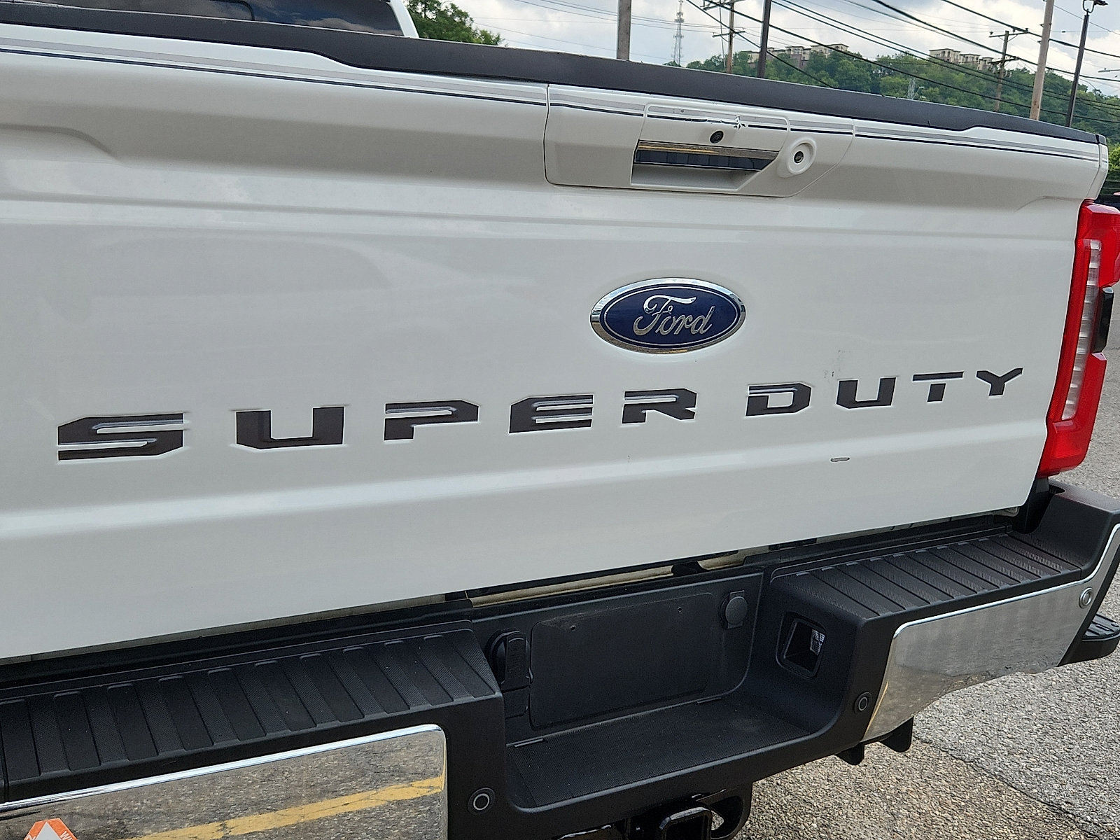 Certified 2024 Ford F350 Lariat w/ Lariat Ultimate Package AWD/4WD image 30