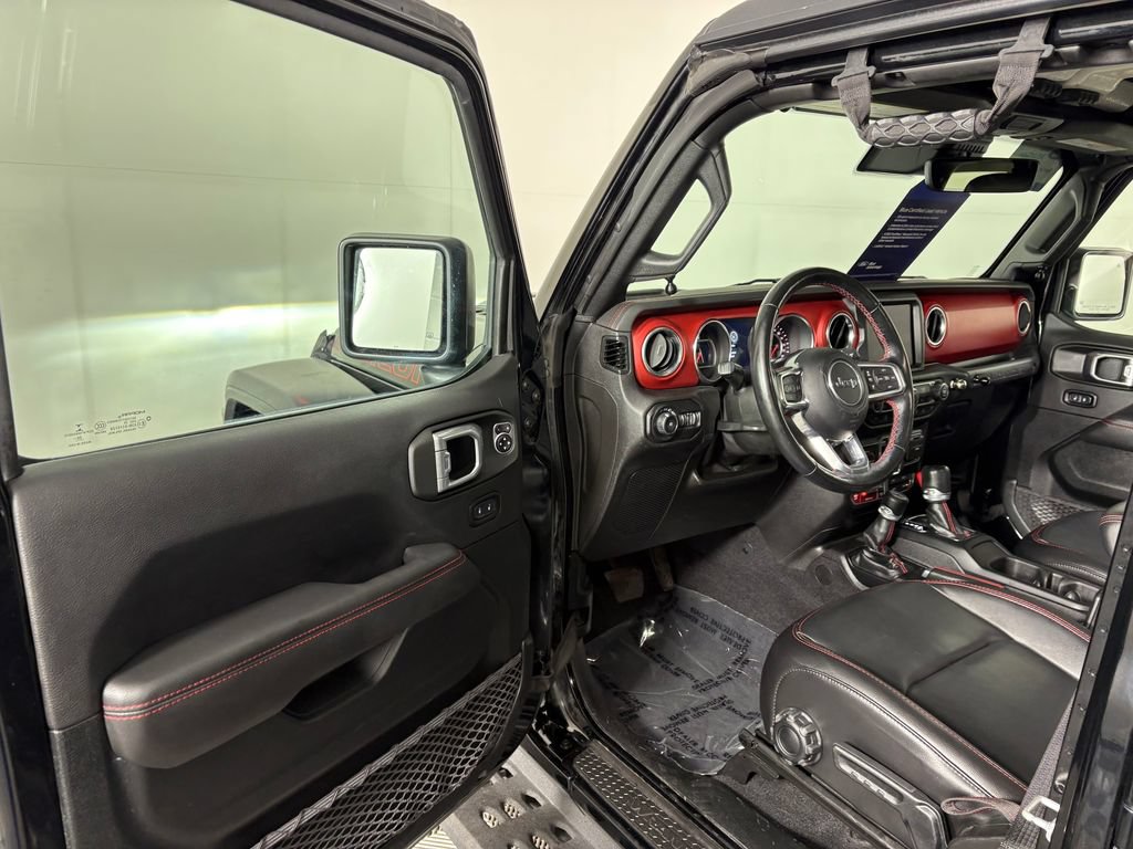 Used 2021 Jeep Wrangler Unlimited Rubicon AWD/4WD image 11