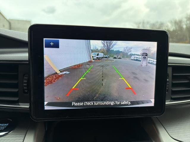 Certified 2022 Ford Explorer XLT w/ Equipment Group 202A image 21