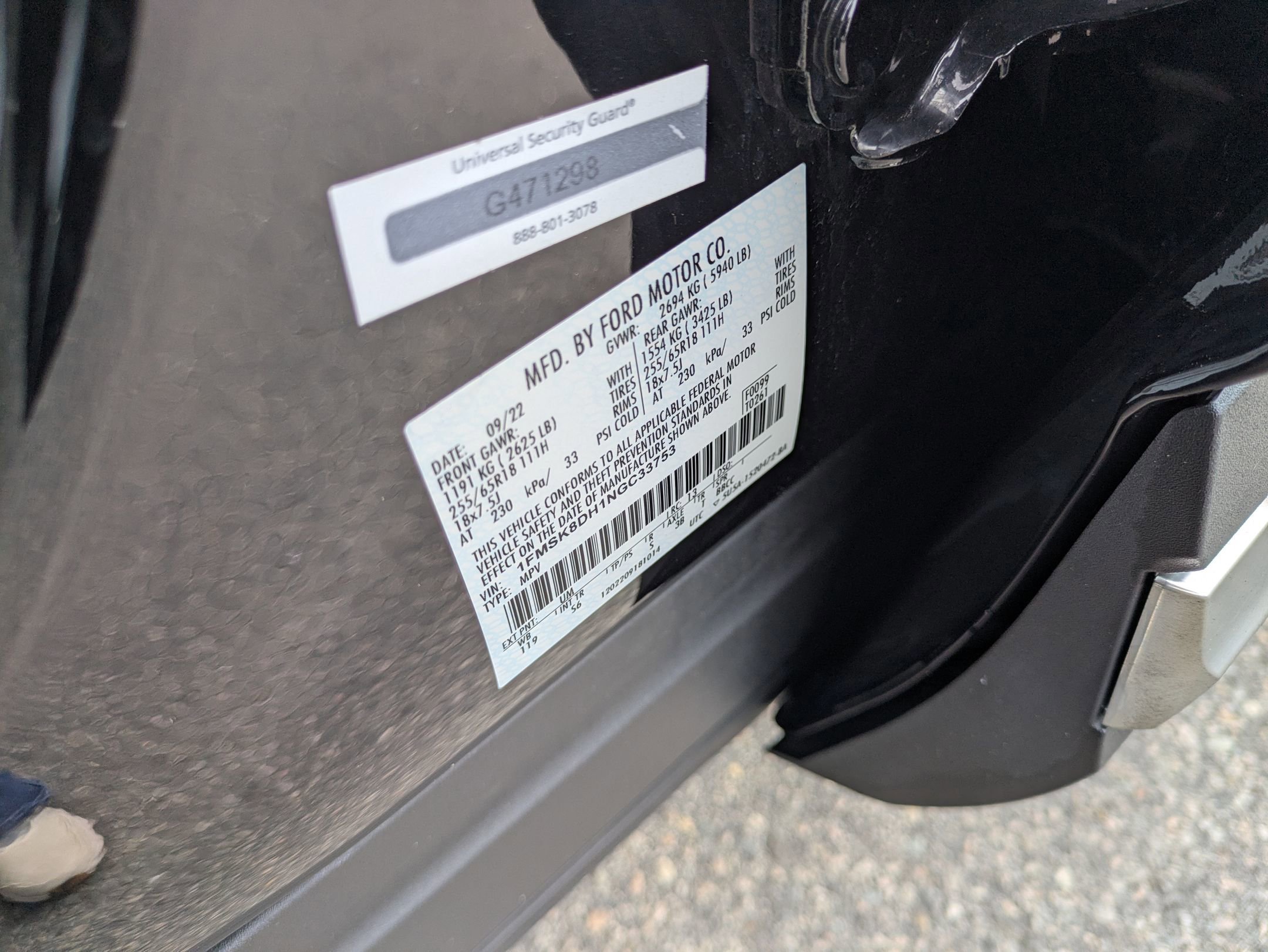 Certified 2022 Ford Explorer XLT w/ Equipment Group 202A image 38