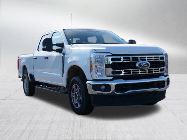 Certified 2025 Ford F250 XLT AWD/4WD image 11