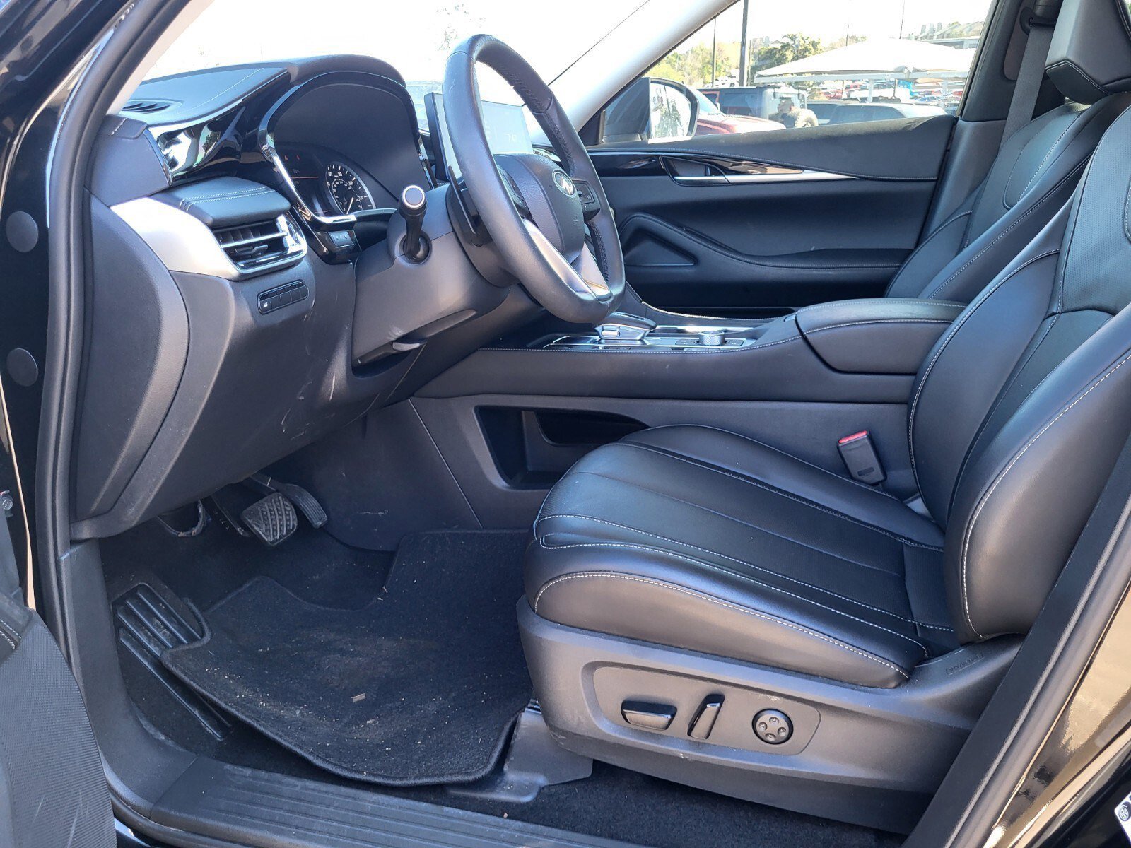 Used 2025 INFINITI QX60 Pure image 19