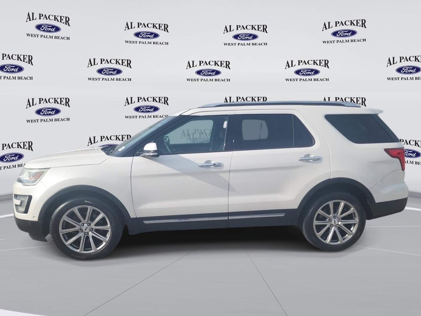 Certified 2017 Ford Explorer Limited w/ Equipment Group 301A FWD image 2