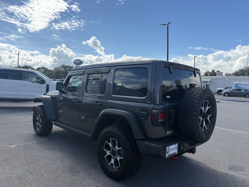 Used 2021 Jeep Wrangler Unlimited Rubicon w/ Cold Weather Group AWD/4WD image 5