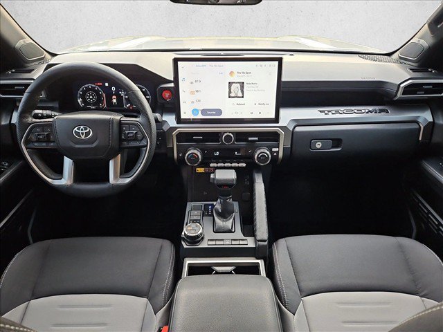 Used 2025 Toyota Tacoma TRD Off-Road w/ TRD Off Road Upgrade Package AWD/4WD image 18
