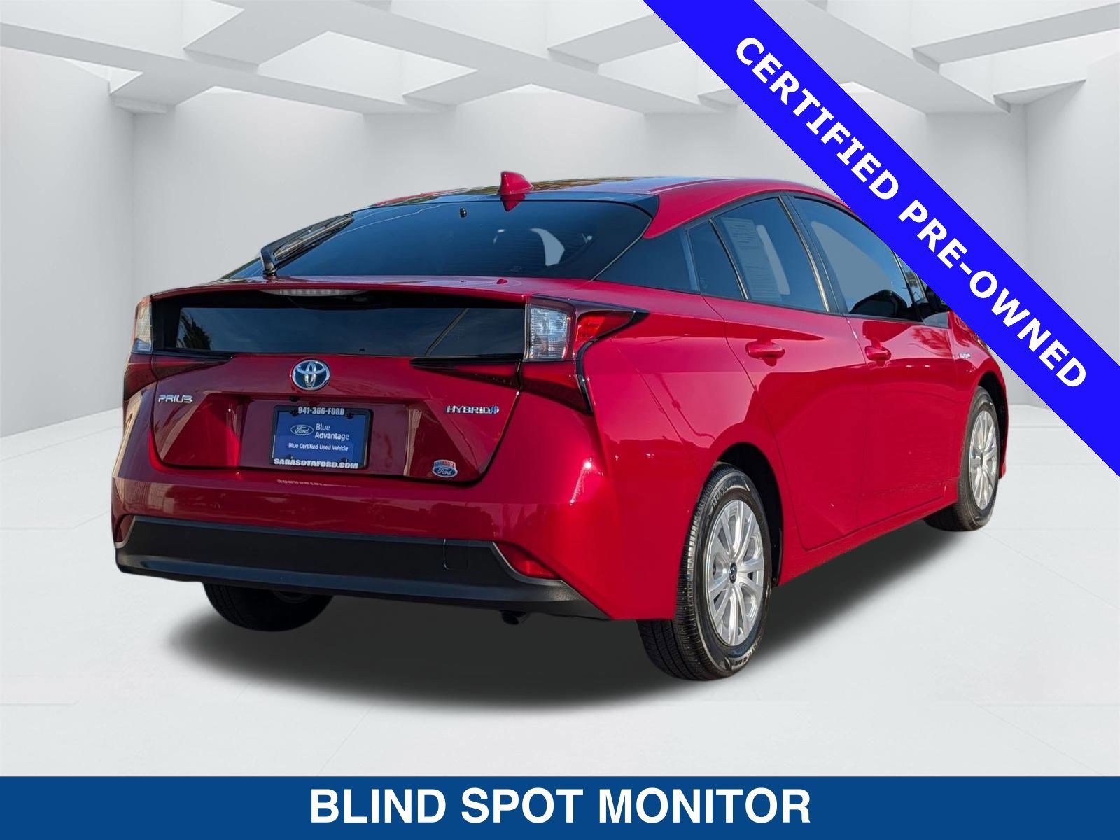 Used 2022 Toyota Prius LE image 5