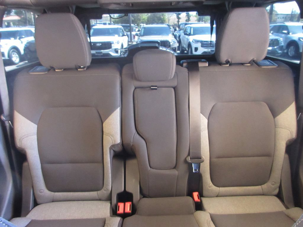 Certified 2025 Ford Bronco Big Bend AWD/4WD image 24