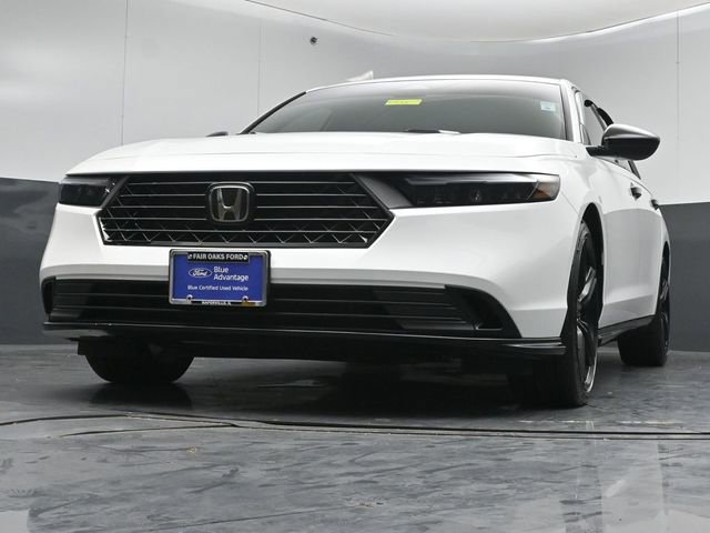 Used 2025 Honda Accord Sport image 39