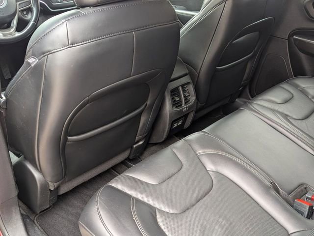 Used 2021 Jeep Cherokee Latitude Lux AWD/4WD image 27